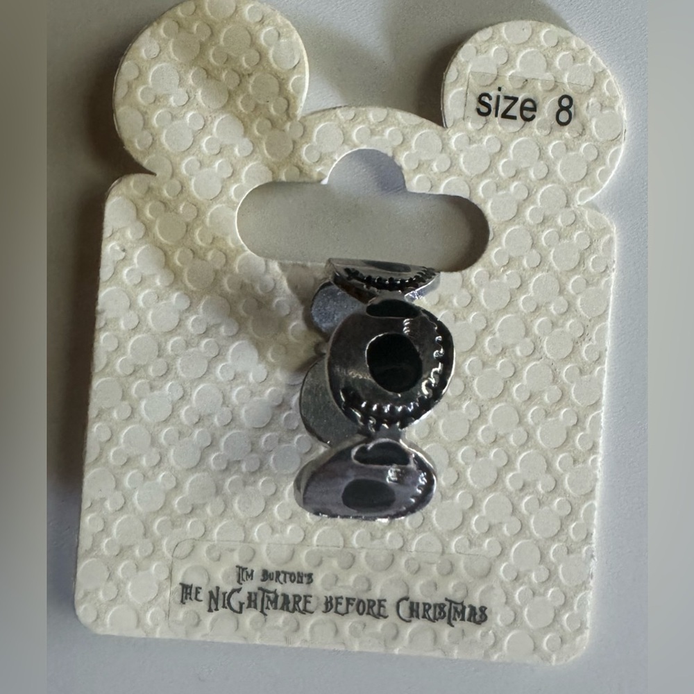 NWT Disney Nightmare Before Christmas size 8 ring purchased at Disney World 🎃